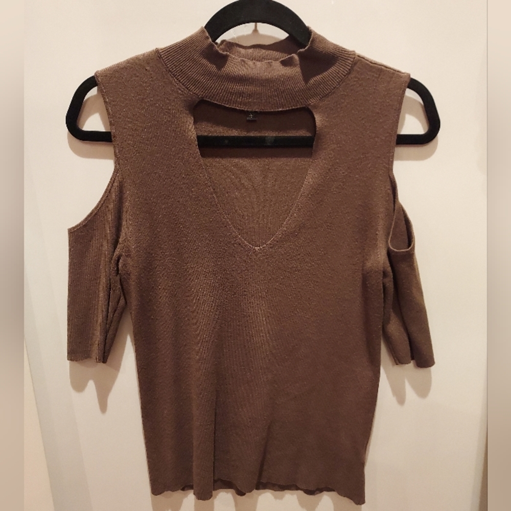 Express cold shoulder top